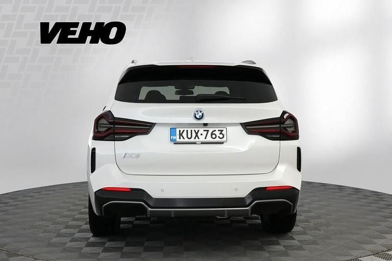 Käytetty BMW iX3 M Sport 210 kW (286 HP) 2022 Valkoinen Katumaasturi