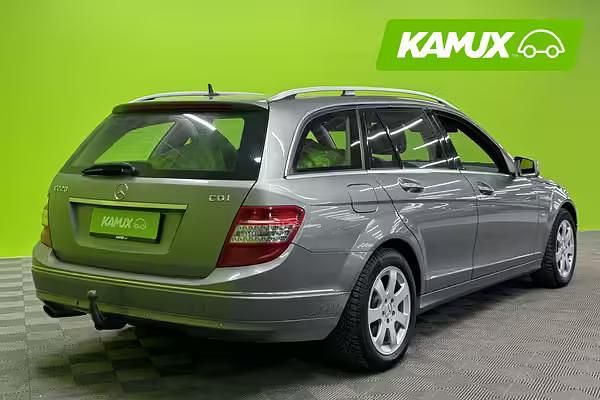 Käytetty Mercedes C220 231 HP (169 kW) 2009 Musta Farmari