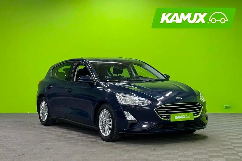 Sininen Käytetty 2018 Ford Focus Trend Sedan | 10 390 € (Perustarjous) - Kuva 1/4