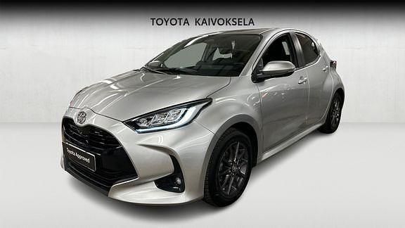 Hopea Käytetty 2024 Toyota Yaris Plus Viistoperä | 23 900 € (Hieman kallis) - Kuva 1/4