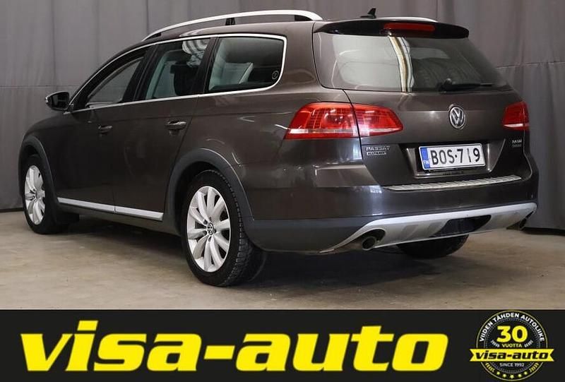 Käytetty VW Passat 170 HP (125 kW) 2012 Ruskea Farmari