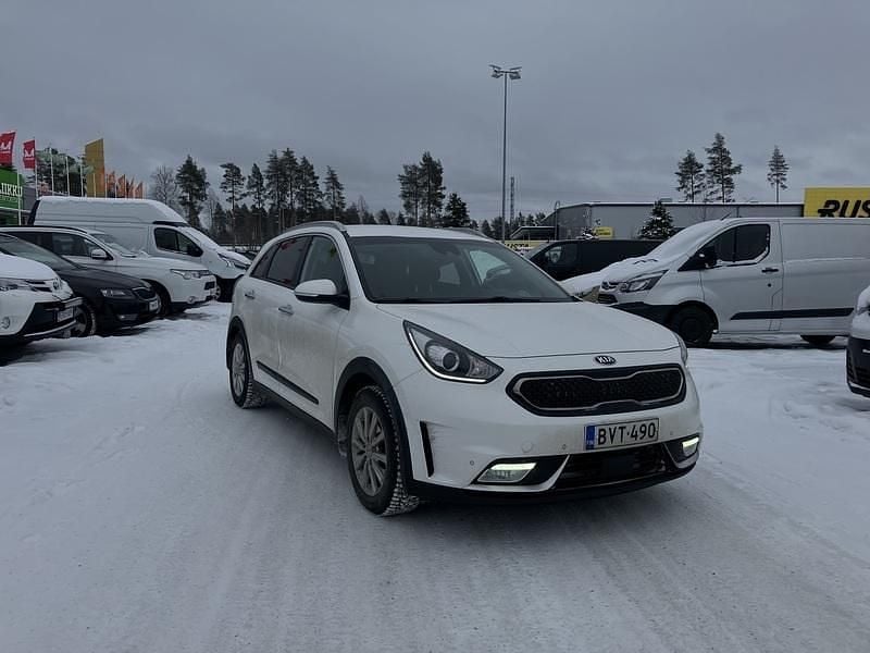 Käytetty Kia Niro 105 HP (77 kW) 2019 Katumaasturi
