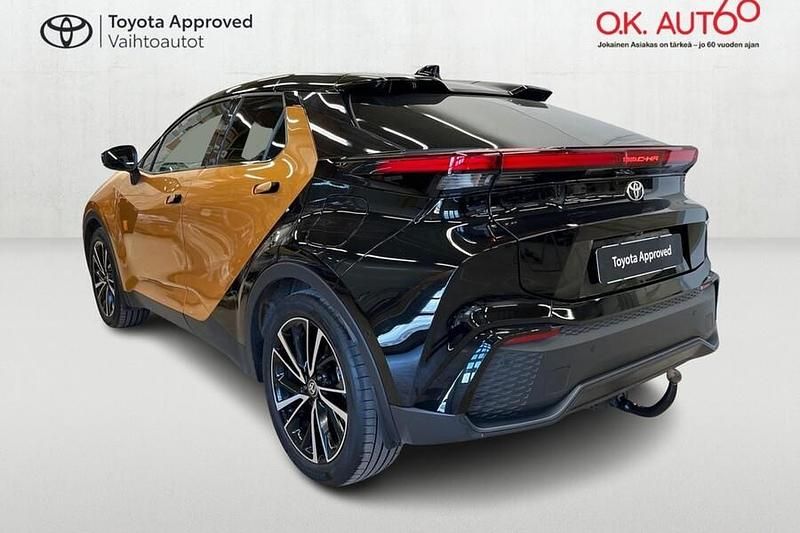 Käytetty Toyota C-HR Edition 223 HP (164 kW) 2024 Keltainen Katumaasturi