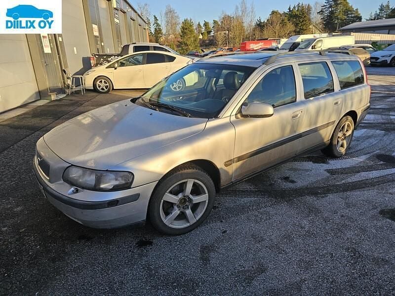 Käytetty 2001 Volvo V70 Farmari | 2 990 € (Perustarjous) - Kuva 1/4