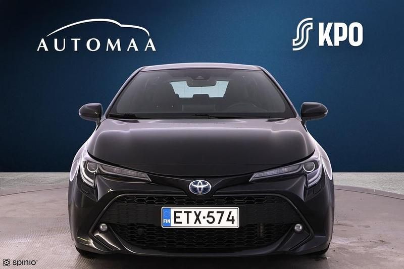 Käytetty Toyota Corolla Active 122 HP (89 kW) 2021 Musta Viistoperä