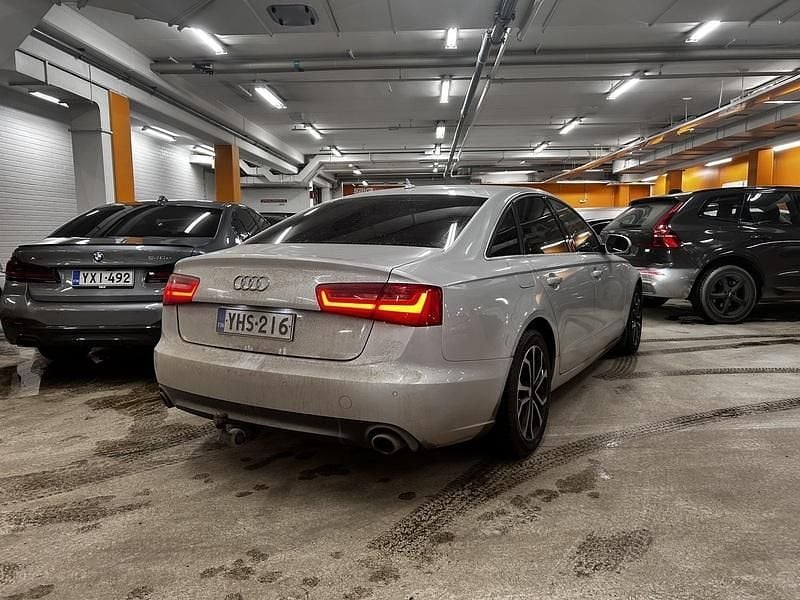 Käytetty Audi A6 204 HP (150 kW) 2011 Sedan