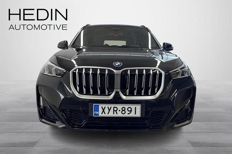 Käytetty BMW X1 M Sport 245 HP (180 kW) 2025 Musta Katumaasturi