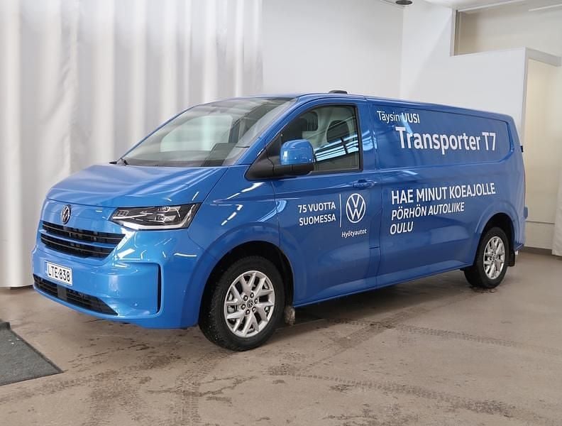 Sininen Käytetty 2025 VW Transporter Van | 66 150 € - Kuva 1/4