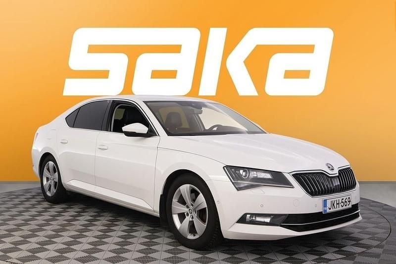 Käytetty 2017 Skoda Superb Elegance Sedan | 15 490 € (Perustarjous) - Kuva 1/3