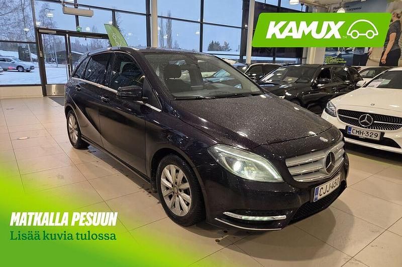 Violetti Käytetty 2014 Mercedes B180 Business Tila-auto | 11 790 € (Perustarjous) - Kuva 1/4