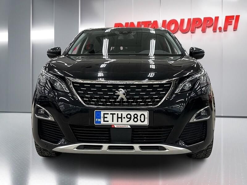Käytetty Peugeot 5008 Allure 131 HP (96 kW) 2019 Musta Tila-auto