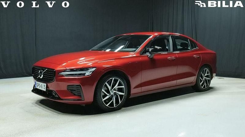 Käytetty Volvo S60 R-Design 456 HP (335 kW) 2022 Punainen Sedan