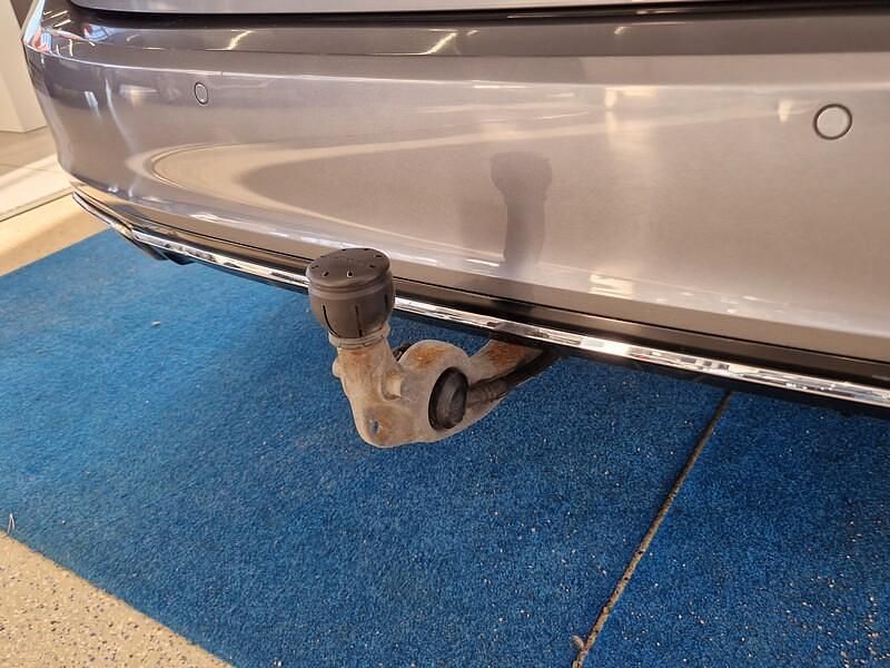 Käytetty Volvo V90 Business Edition 320 HP (235 kW) 2018 Harmaa Farmari