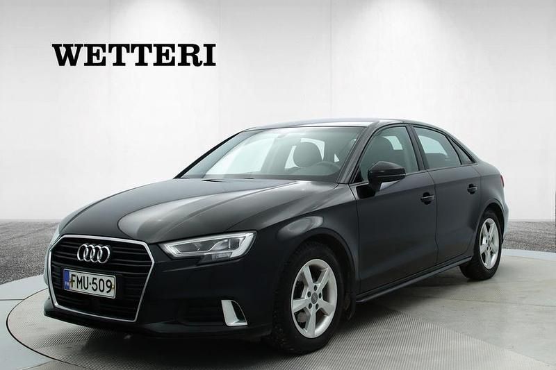 Käytetty Audi A3 Business 150 HP (110 kW) 2017 Sedan