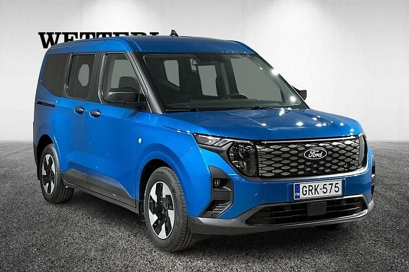 Uusi Ford Tourneo Courier Trend 100 kW (136 HP) 2025 Tila-auto