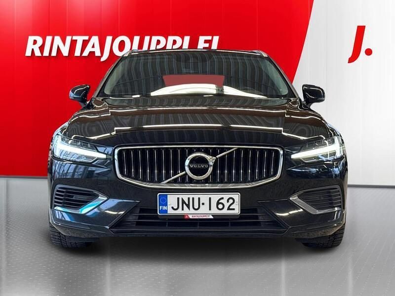 Käytetty Volvo V60 Business Edition 303 HP (222 kW) 2021 Musta Farmari