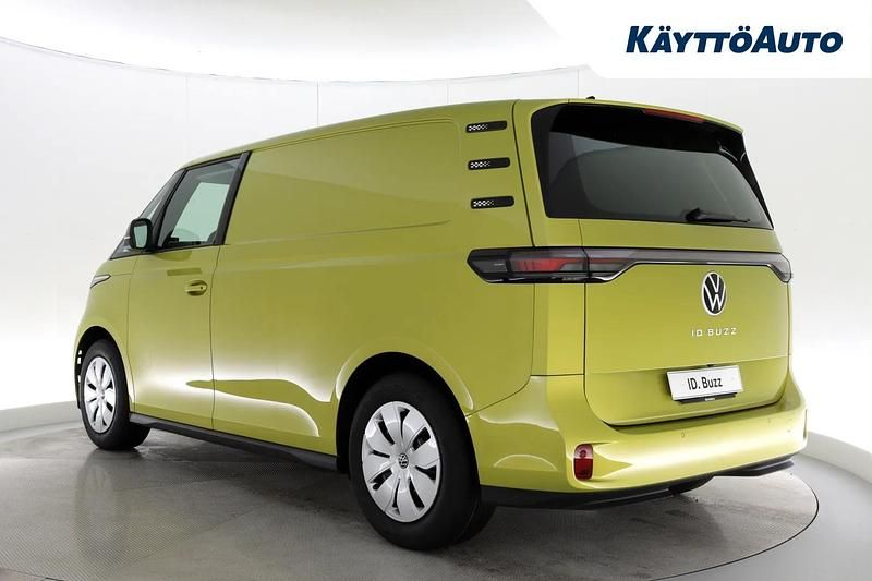 Käytetty VW ID. Buzz Pro 203 kW (277 HP) 2023 C1c1 Tila-auto