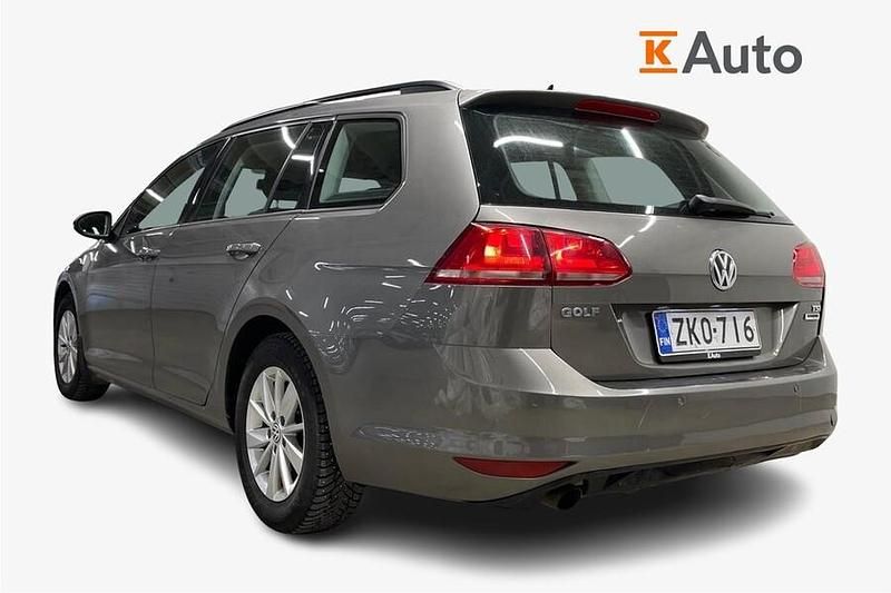 Käytetty VW Golf VII Comfortline 105 HP (77 kW) 2015 Farmari