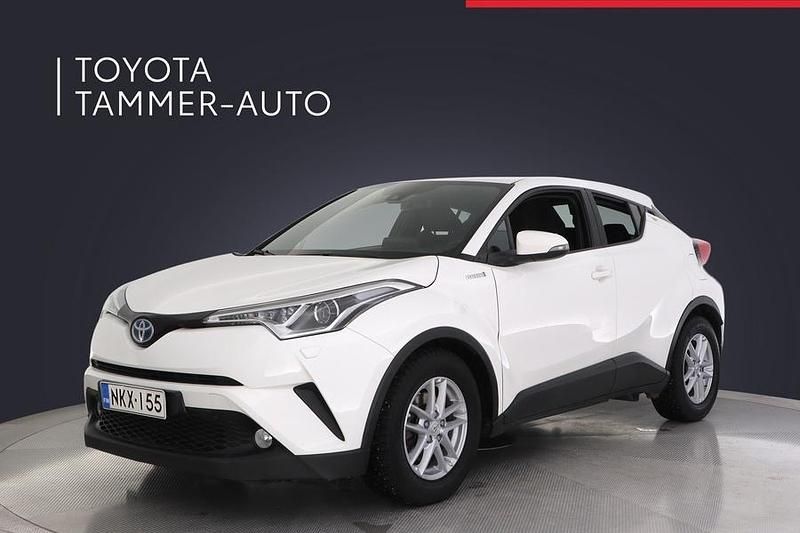 Valkoinen Käytetty 2017 Toyota C-HR Active Katumaasturi | 16 980 € (Perustarjous) - Kuva 1/3