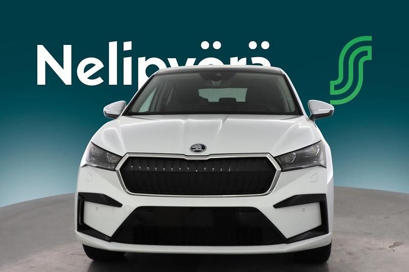 Uusi Skoda Enyaq iV Business Line 210 kW (286 HP) 2025 Met. valkoinen Katumaasturi