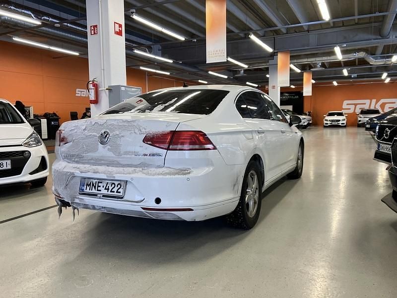 Käytetty VW Passat Comfortline 190 HP (139 kW) 2018 Sedan