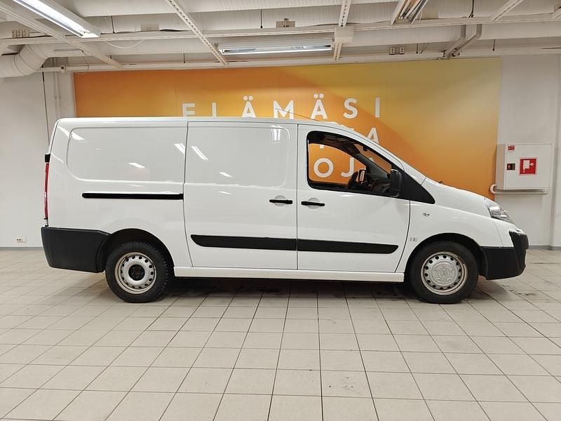 Käytetty Toyota Proace Active 128 HP (94 kW) 2015 Tila-auto