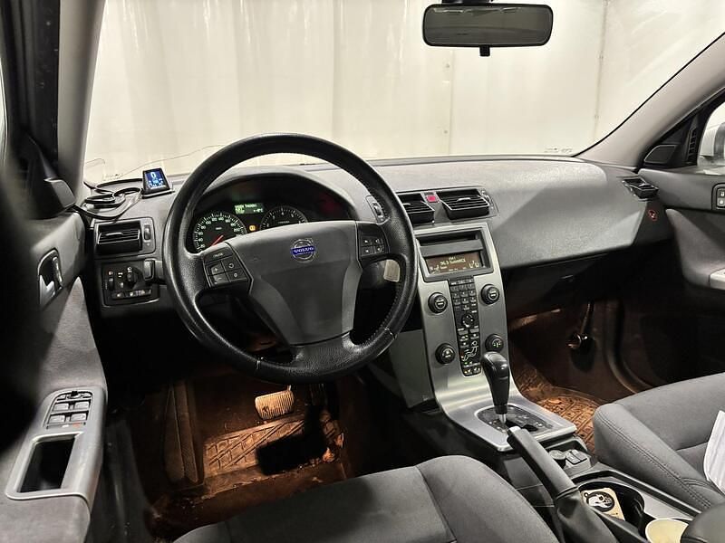 Käytetty Volvo S40 Momentum 220 HP (161 kW) 2006 Sedan