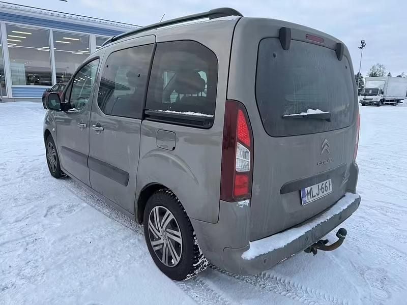 Käytetty Citroën Berlingo Start 92 HP (67 kW) 2013 Harmaa Tila-auto