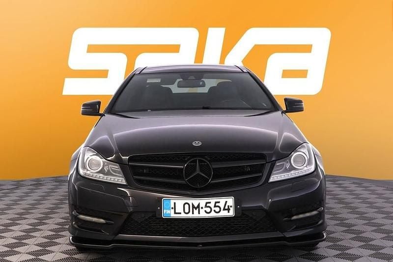 Käytetty Mercedes C180 AMG 156 HP (114 kW) 2013 Coupe - kaksiovinen