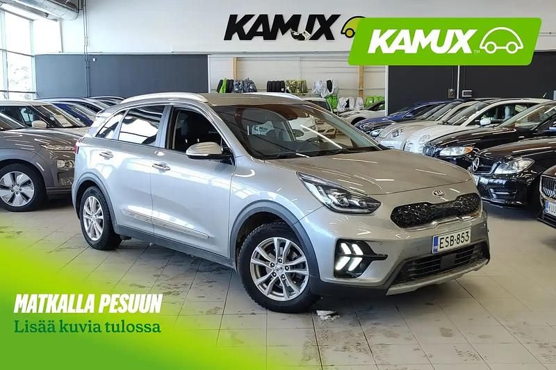 Käytetty Kia Niro Premium 105 HP (77 kW) 2020 Hopea / harmaa Katumaasturi