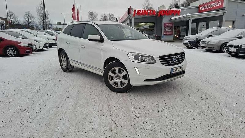 Käytetty 2016 Volvo XC60 Summum Katumaasturi | 15 750 € (Perustarjous) - Kuva 1/4
