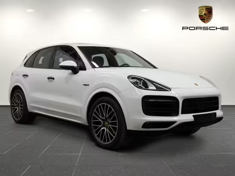 Valkoinen Käytetty 2023 Porsche Cayenne Katumaasturi | 76 750 € (Supertarjous) - Kuva 1/4