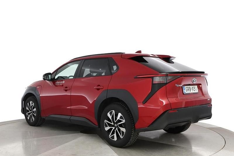 Käytetty Toyota bZ4X Edition 160 kW (218 HP) 2024 Punainen Katumaasturi