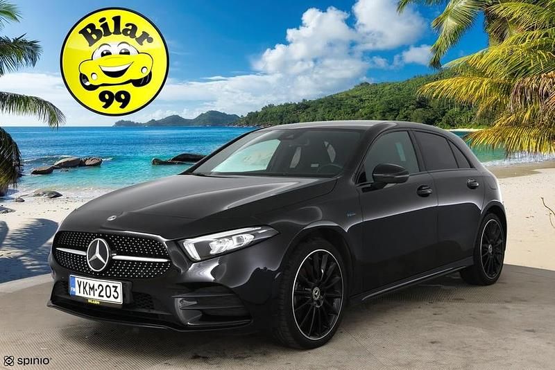 Käytetty 2020 Mercedes A250 Business Viistoperä | 24 900 € (Perustarjous) - Kuva 1/3