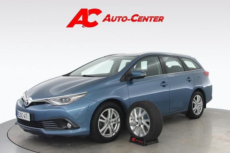 Sininen Käytetty 2016 Toyota Auris Touring Sports Multidrive S Farmari | 12 990 € (Perustarjous) - Kuva 1/4