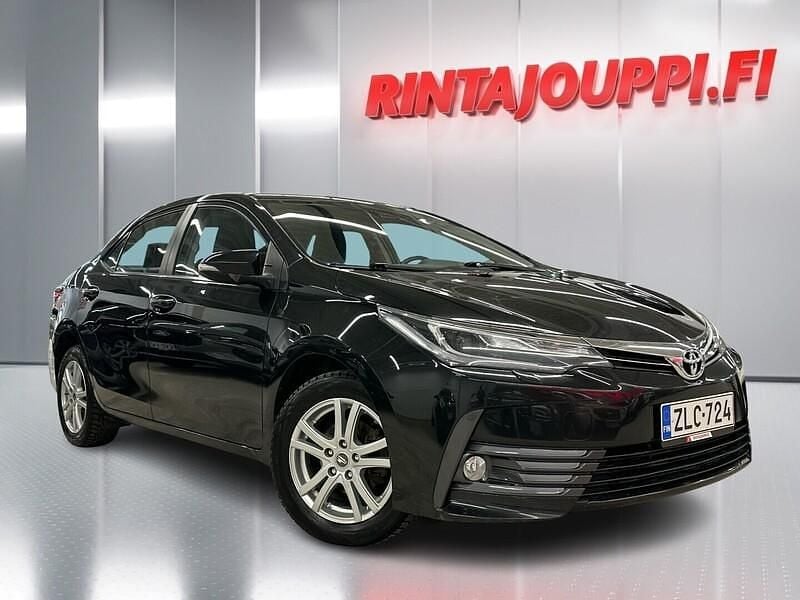Käytetty Toyota Corolla Multidrive S 132 HP (97 kW) 2016 Sedan