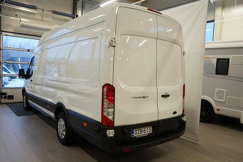 Käytetty Ford Transit Trend 131 HP (96 kW) 2019 Valkoinen Van