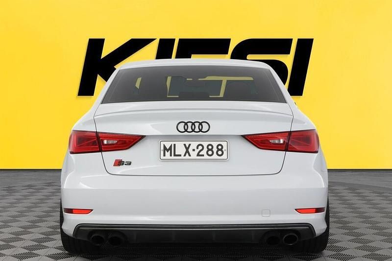 Käytetty Audi S3 301 HP (221 kW) 2014 Sedan