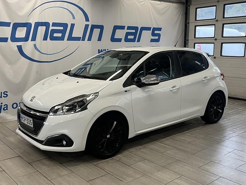 Käytetty 2016 Peugeot 208 Style Viistoperä | 8 890 € (Hieman kallis) - Kuva 1/4