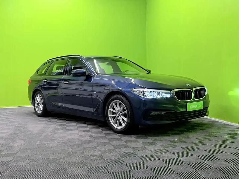 Käytetty BMW 520 Sport Line 190 HP (139 kW) 2017 Sininen Farmari