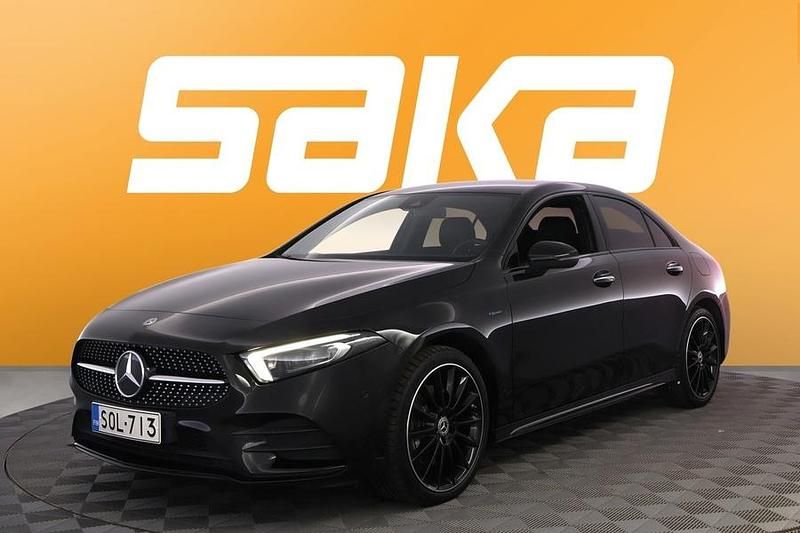 Käytetty Mercedes A250 Business 218 HP (160 kW) 2021 Sedan