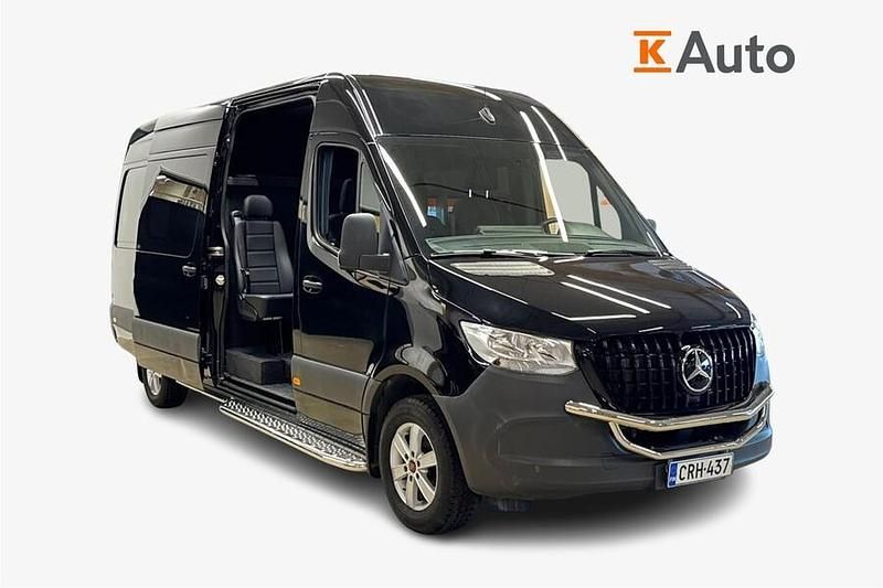 Musta Käytetty 2021 Mercedes Sprinter Van | 57 900 € - Kuva 1/3
