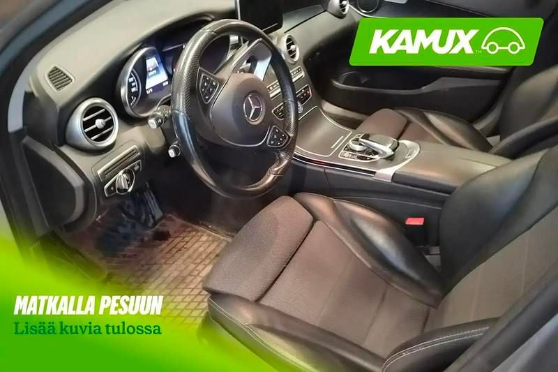 Käytetty Mercedes C220 Business 170 HP (125 kW) 2016 Hopea / harmaa Farmari