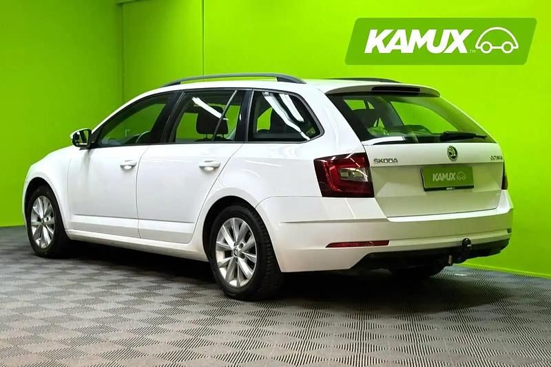 Käytetty Skoda Octavia Ambition 150 HP (110 kW) 2018 Valkoinen Farmari
