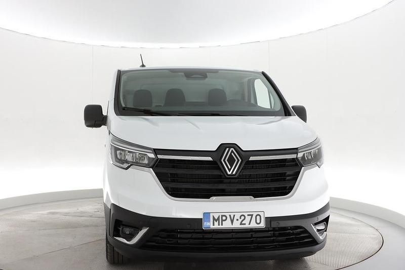 Käytetty Renault Trafic 131 HP (96 kW) 2024 Tila-auto