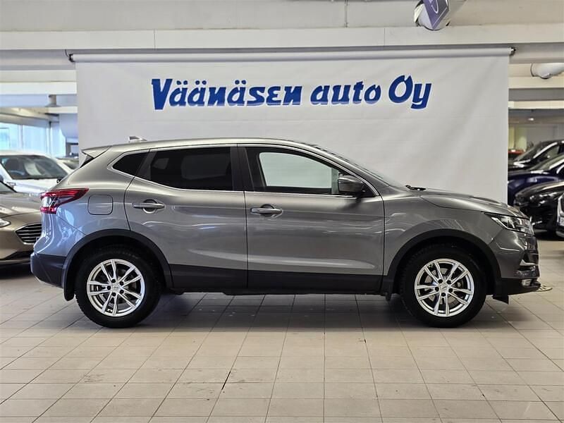 Käytetty Nissan Qashqai 360º 116 HP (85 kW) 2018 Harmaa Katumaasturi