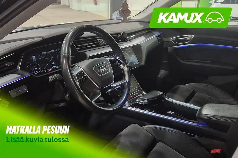 Käytetty Audi e-tron Advanced Plus 230 kW (313 HP) 2020 Musta Katumaasturi