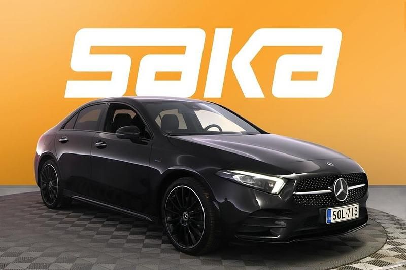 Käytetty Mercedes A250 Business 218 HP (160 kW) 2021 Sedan
