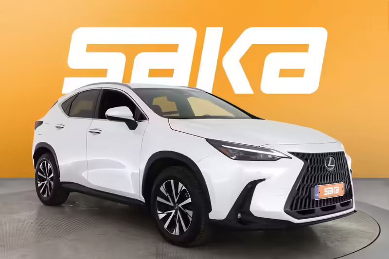 Valkoinen Käytetty 2022 Lexus NX450h+ Business Edition Katumaasturi | 51 900 € - Kuva 1/3