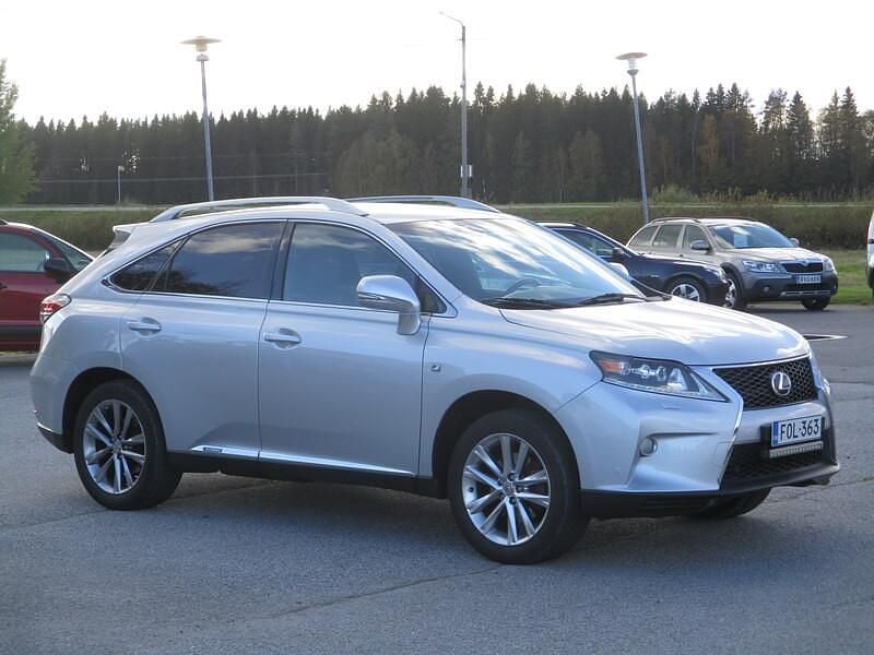 Käytetty Lexus RX450h Sport Line 249 HP (183 kW) 2012 Hopea Katumaasturi